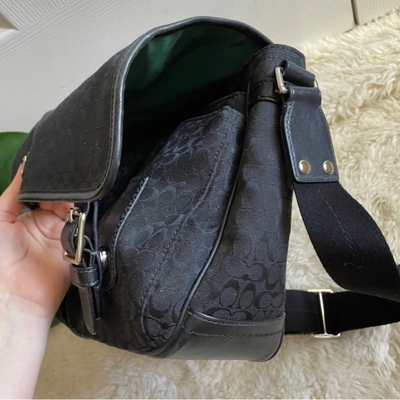 ‼️SOLD ‼️ Coach laptop messenger bag - Picture 3 of 6